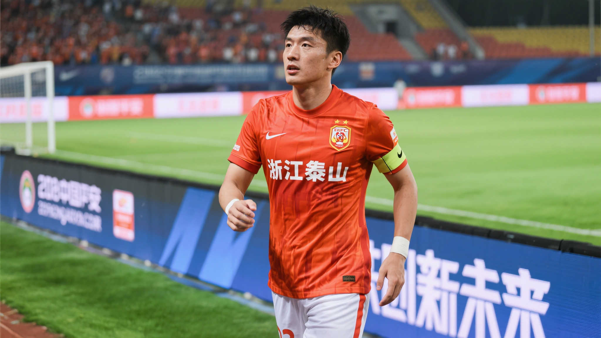 有业内人士分析，浙江FC此举可能是针对某位具体球员